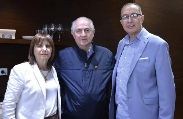 Antonio Ledezma llega a Buenos Aires para preparar la visita de Edmundo González