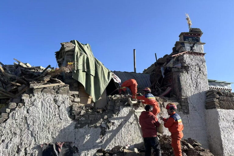 Terremoto devastador en el Tíbet deja al menos 95 muertos