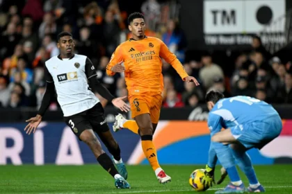 Real Madrid inicia el 2025 con una remontada ante el Valencia