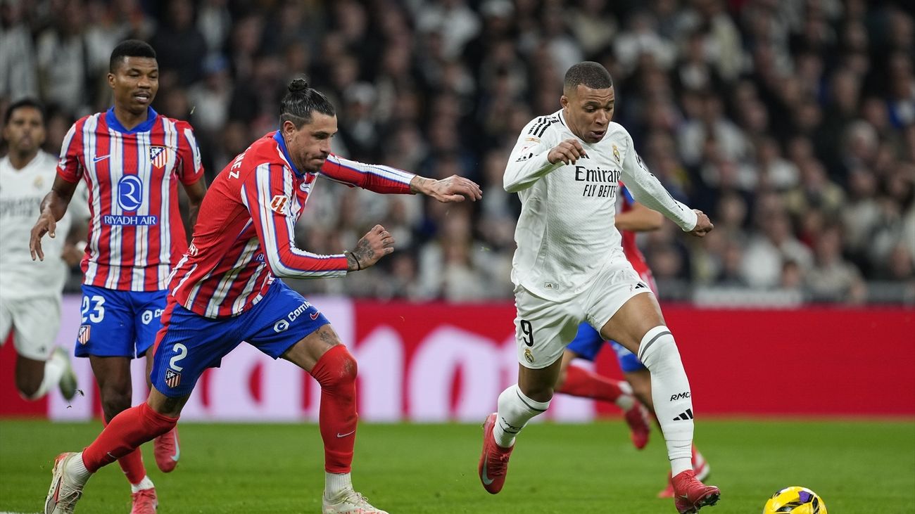 Real Madrid y Atlético empatan 1-1 y los merengues se mantienen como líderes de LaLiga