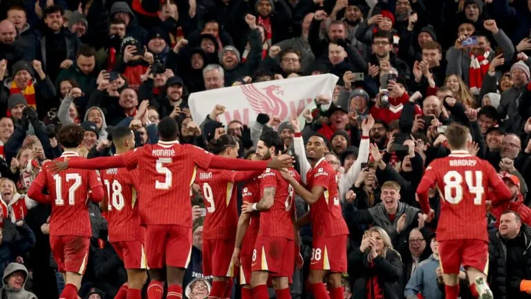 Liverpool remonta ante el Tottenham y avanza a la final de la EFL Cup