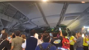 Desplome de techo causa 4 muertes en un centro comercial de Perú