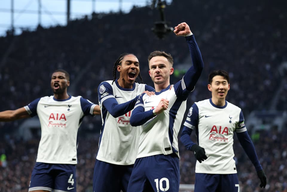 Tottenham brilla con una goleada 1-4 ante el Ipswich Town y suma su tercera victoria consecutiva