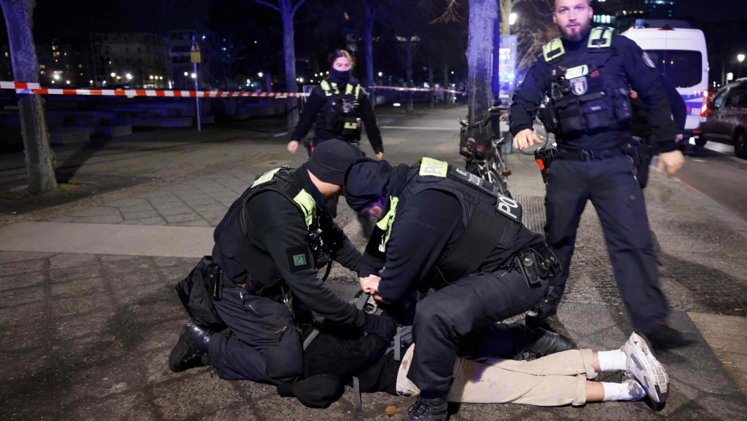 Detenido un joven sirio tras un ataque con cuchillo en Berlín