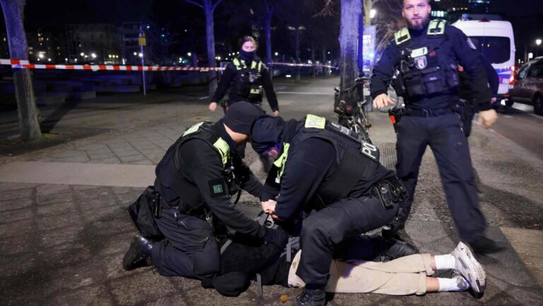 Detenido un joven sirio tras un ataque con cuchillo en Berlín