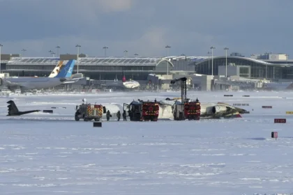 Sobreviven todos a bordo del vuelo de Delta tras incidente en Toronto