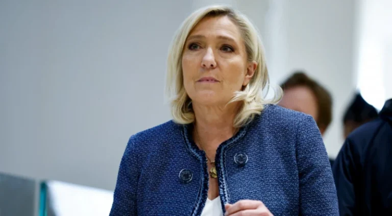 Le Pen, líder de la extrema derecha francesa, es hallada culpable de malversación de fondos