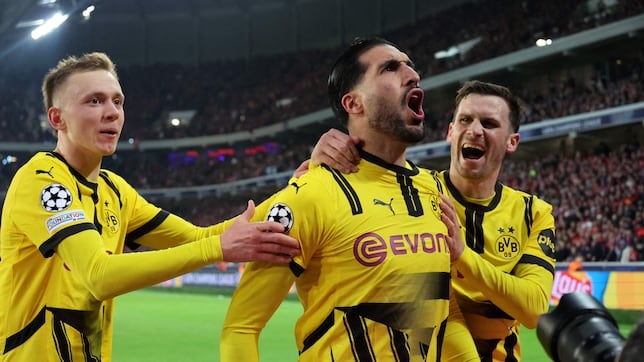 Dortmund remonta y avanza a cuartos de final de la Champions