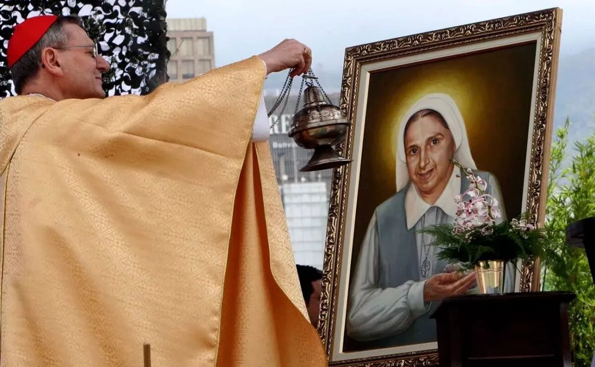 Papa Francisco aprueba la canonización de Carmen Elena Rendiles, segunda Santa venezolana Papa Francisco aprueba la canonización de Carmen Elena Rendiles, segunda Santa venezolana
