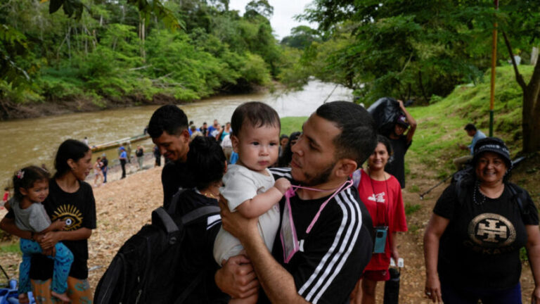 Panamá cierra centros migratorios en el darién tras drástica caída del flujo de migrantes
