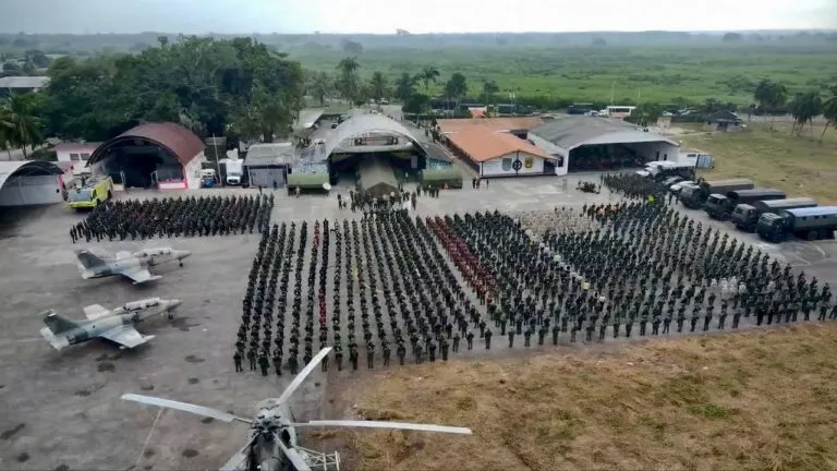 FANB desmantela campamento terrorista en la frontera con Colombia