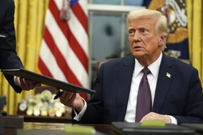 Juez federal inicia proceso para declarar en desacato al Gobierno de Trump