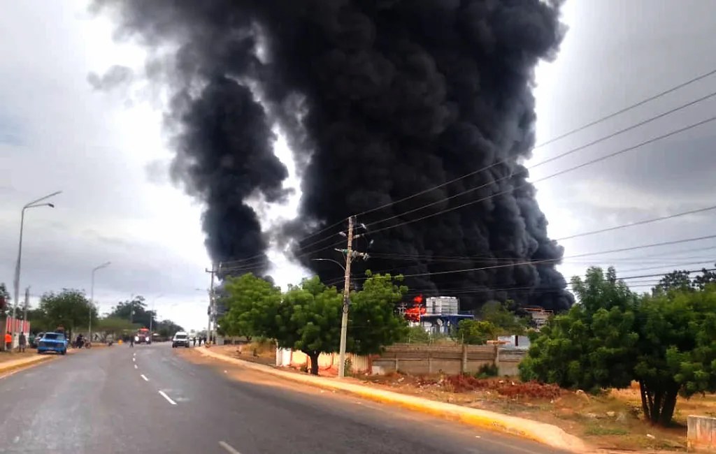 Diosdado Cabello responsabiliza a opositores por incendio en camaronera Antártica en San Francisco