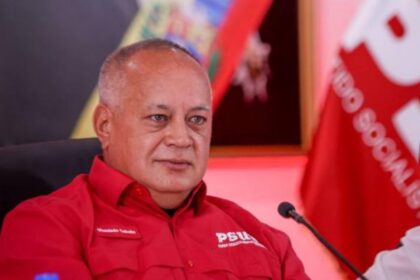 Diosdado Cabello acusa a Henrique Capriles de pedir su propia habilitación política