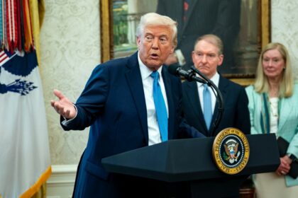 Trump exige transparencia en la financiación extranjera de universidades