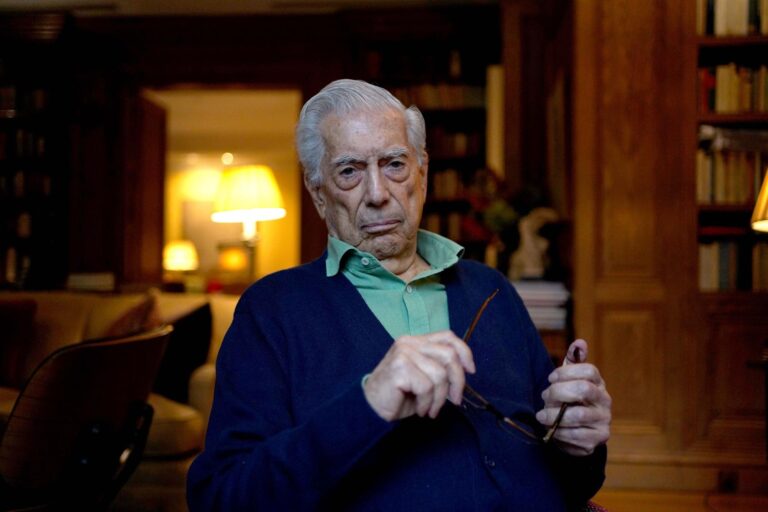Fallece Mario Vargas Llosa, el maestro de la novela latinoamericana
