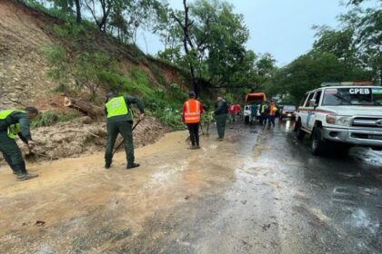 Lluvias dejan incomunicados a casi 10.000 habitantes en Barinas