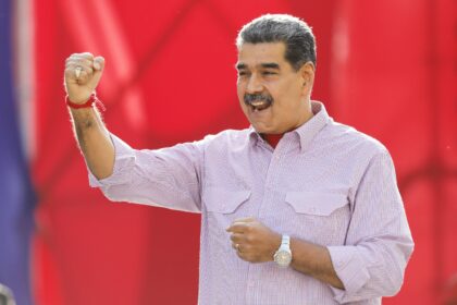 Encuesta: 66% de los venezolanos desaprueba gestión de Maduro ante la crisis nacional