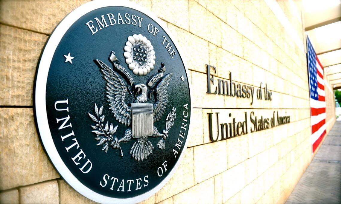 EE.UU. planea cerrar casi 30 embajadas y consulados en Europa y África EE.UU. planea cerrar casi 30 embajadas y consulados en Europa y África