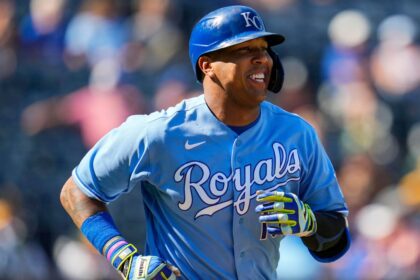 Salvador Pérez empata marca MLB con extrabase en Kansas City