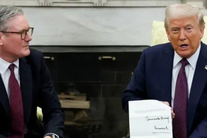 Starmer y Trump celebran pacto comercial “integral” entre Londres y Washington
