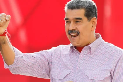 Maduro anuncia aumento de pensiones a 50 dólares por el día del trabajador