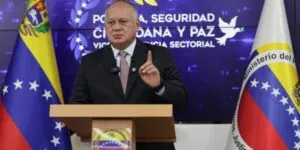 Venezuela suspende de manera inmediata todos los vuelos procedentes de Colombia 