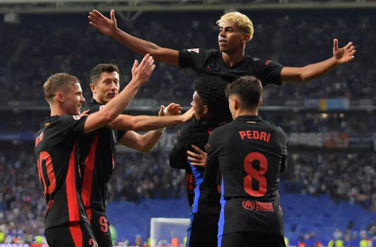Barcelona conquista La Liga tras vencer al Espanyol en el derbi catalán