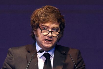 Argentina anuncia reformas migratorias: Fin de la gratuidad médica y nuevas restricciones