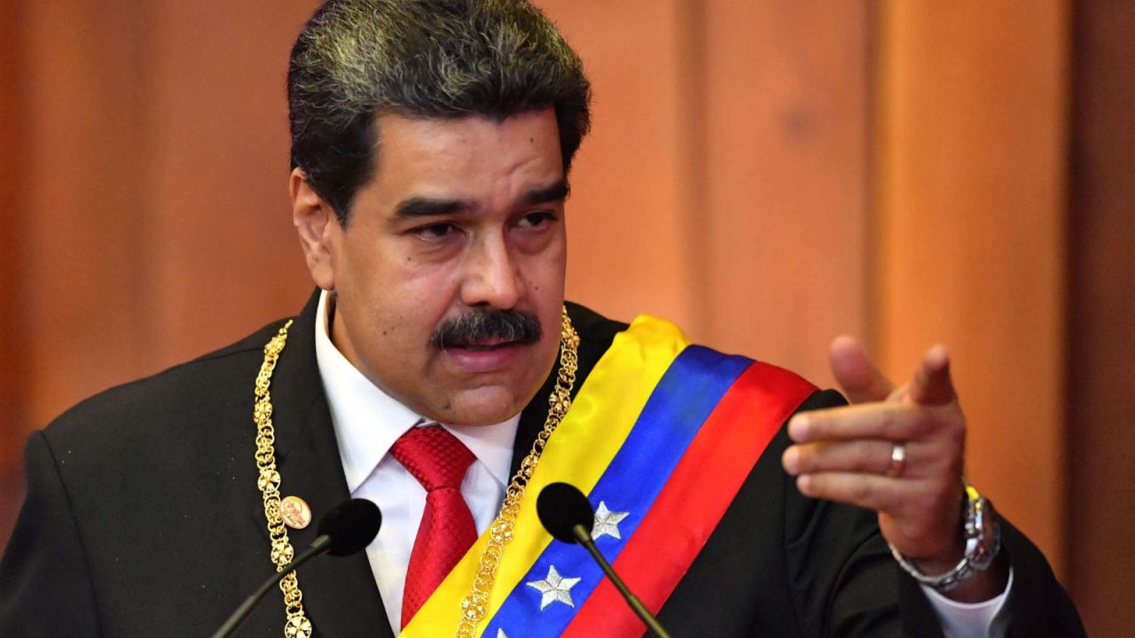 Maduro adelanta juramentación de gobernadores para la próxima semana Maduro adelanta juramentación de gobernadores para la próxima semana