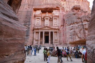 Fuertes lluvias en Jordania causan evacuaciones y tragedia en Petra