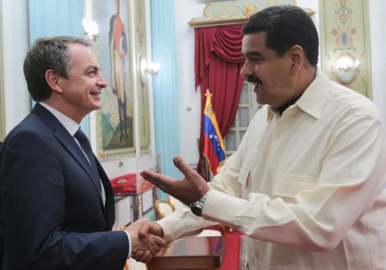 Fuentes en Caracas confirman deterioro en la relación entre Zapatero y Maduro