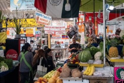 La inflación de México se desacelera antes de la decisión sobre tasas