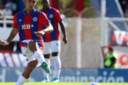 San Lorenzo cerró una venta al fútbol árabe y tendrá un alivio económico para levantar las inhibiciones