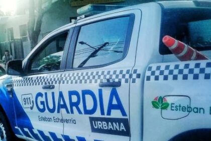 Lo denunciaron por violencia de género, disparó contra su ex novia y una mujer policía y se dio a la fuga