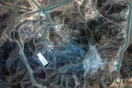 La CIA asegura que ataque estadounidense dañó gravemente el programa nuclear de Irán