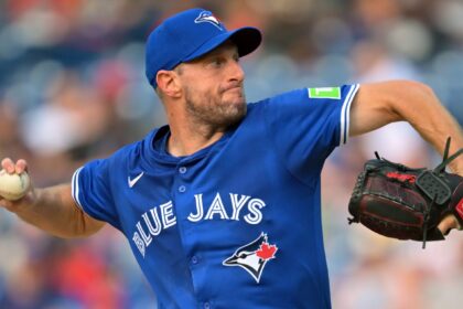 Scherzer regresó a los Azulejos tirando 5 innings (4 K) vs. Cleveland