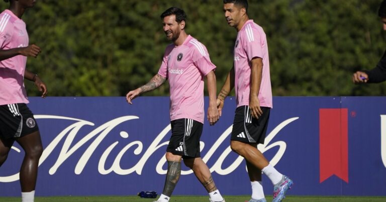 Messi y Suárez se divierten a la espera del PSG en el Mundial de Clubes: la genial conexión de cabeza en pleno entrenamieto