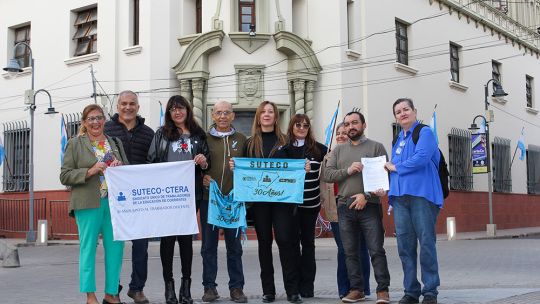 Docentes de Corrientes: Suteco alerta por demora en las licencias y salarios bajos Docentes de Corrientes: Suteco alerta por demora en las licencias y salarios bajos