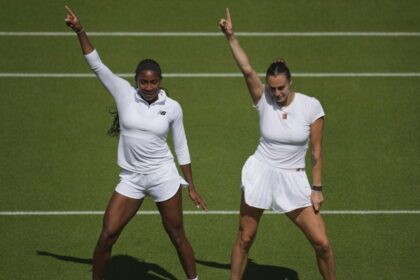 Coco Gauff y Aryna Sabalenka realizan espectacular baile coreográfico en Wimbledon para demostrar que no hay enemistad entre ellas