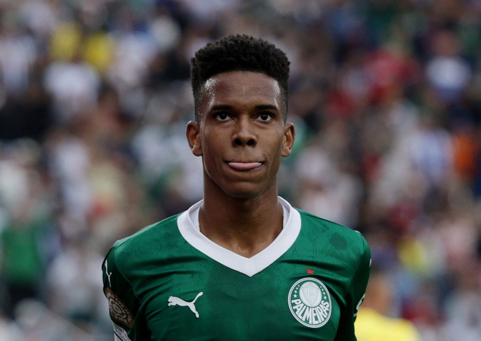 Estevão o Igor Jesus, sólo puede quedar uno Estevão o Igor Jesus, sólo puede quedar uno