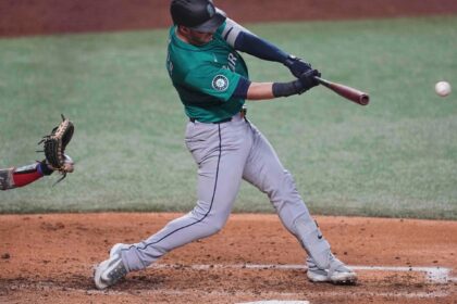 Garver se vistió de héroe con HR en la victoria de los Marineros en Texas