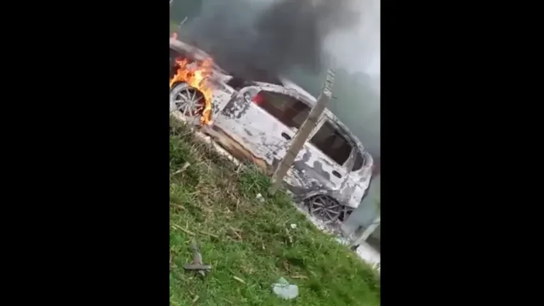 El misterio por el hallazgo de un cadáver adentro de un carro completamente incinerado en el noroccidente del Valle
