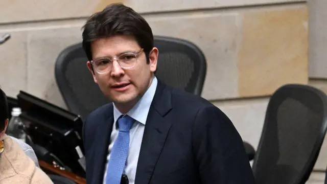 Miguel Uribe 'necesita un milagro' aseguró su esposa Miguel Uribe 'necesita un milagro' aseguró su esposa