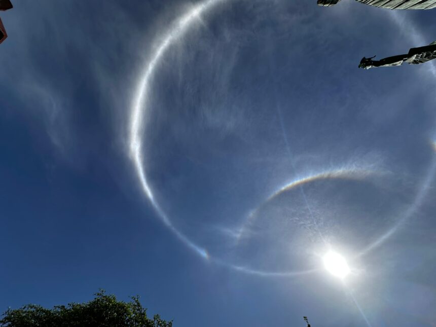 Fenómeno óptico sorprende a habitantes de Machiques de Perijá: múltiples halos solares en el cielo