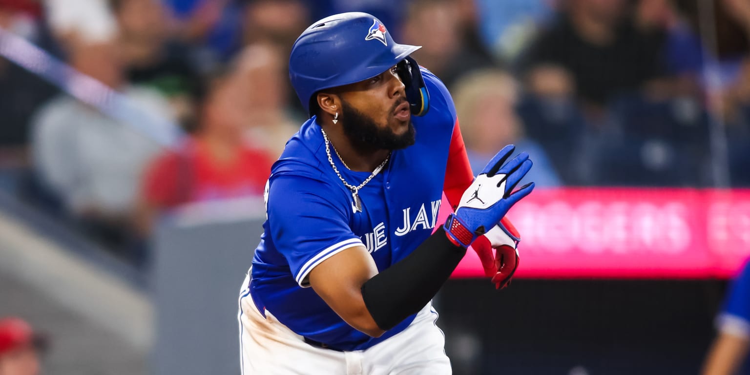 ¡115.7 mph! Láser de Vladdy para darle la ventaja a Azulejos hunde a Yankees