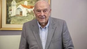 Domingo Cavallo machaca con la idea de abrir el cepo: "Completa liberalización cambiaria y financiera"