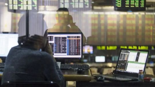 Dólar al alza: “El cimbronazo del fallo contra YPF fue lo que alteró la tendencia que mantenía el mercado”