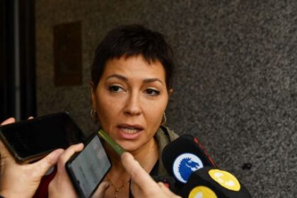 Tras el procedimiento de la jueza Arroyo Salgado en Quilmes, Mayra Mendoza cargó contra Espert: "Sos un verdadero cagón"