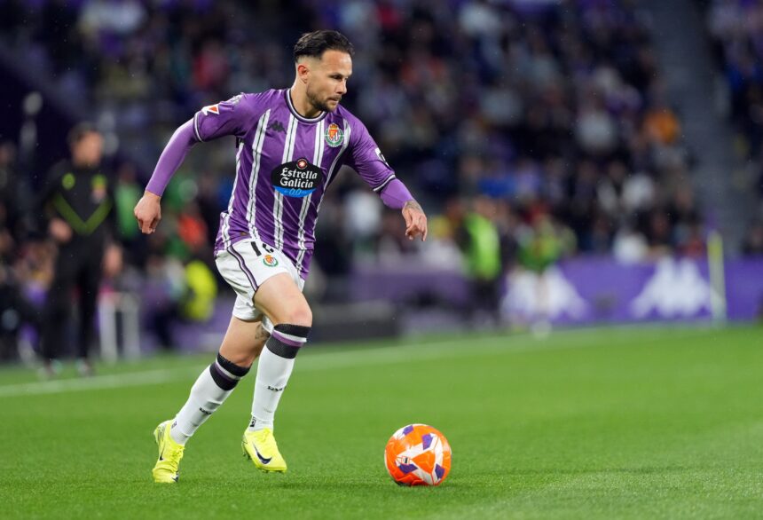 Iván Sánchez sigue en el Real Valladolid